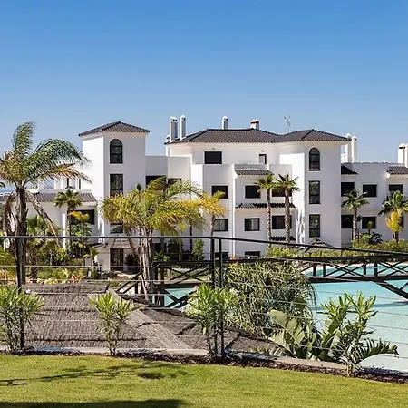 Luxurious At Hills With Stunning Views Lejlighed *