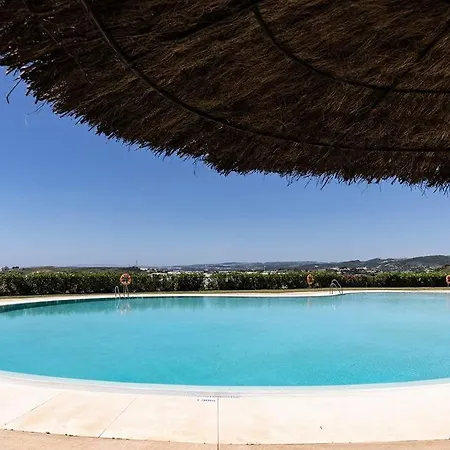 Luxurious At Hills With Stunning Views 아파트 에스테포나