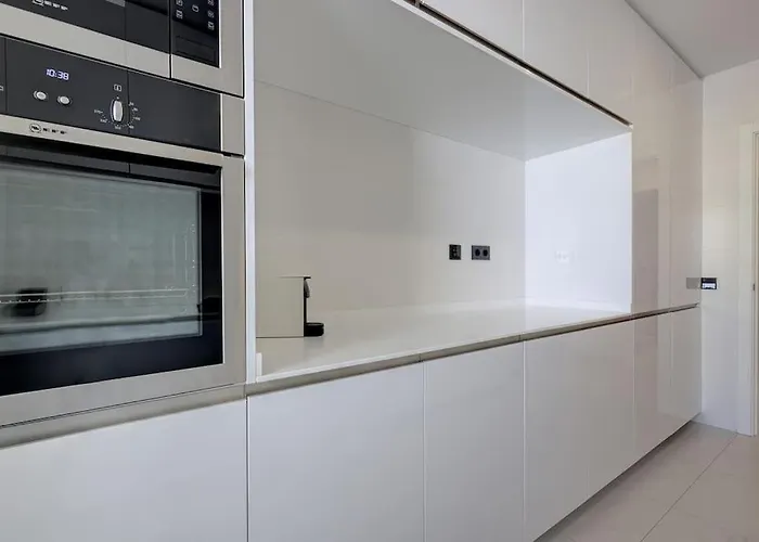 Luxurious At Hills With Stunning Views Apartamento *