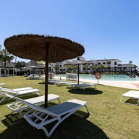 Luxurious At Hills With Stunning Views *