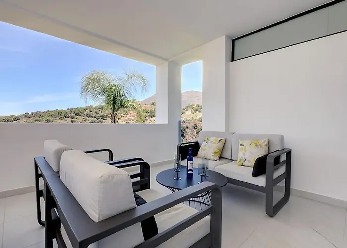Luxurious At Hills With Stunning Views Apartment Estepona