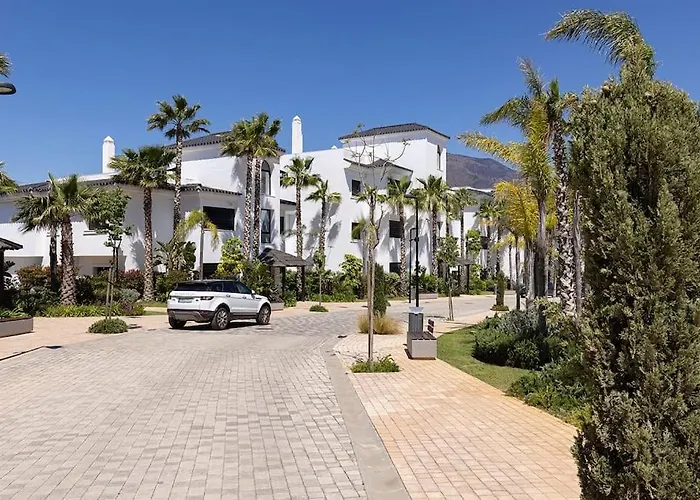 Apartment Luxurious At Hills With Stunning Views *